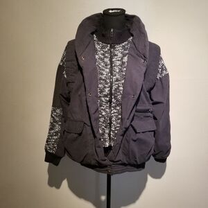 VINTAGE PREZZIA SPORT PUFFY JACKET  SMALL SNAP BUTTON. (SHD)